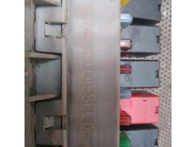 Блок предохранителей 51742420 Alfa Romeo 166