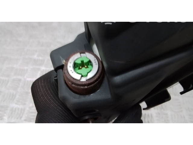 Подушка безопасности в сиденье 30715730   Volvo S80