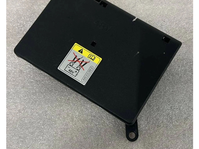 Pojistková skříňka 4M0941828D Audi A8 S8 D5 2018