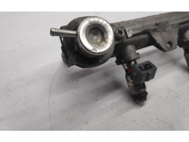 Топливная рампа 036133319AM, 036031C Audi A2