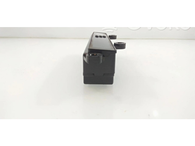 Дисплей    945201G000   KIA Rio