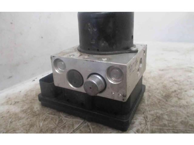 Блок АБС 47660EB33A, 22000736 Nissan Navara 2005 - 2016 года