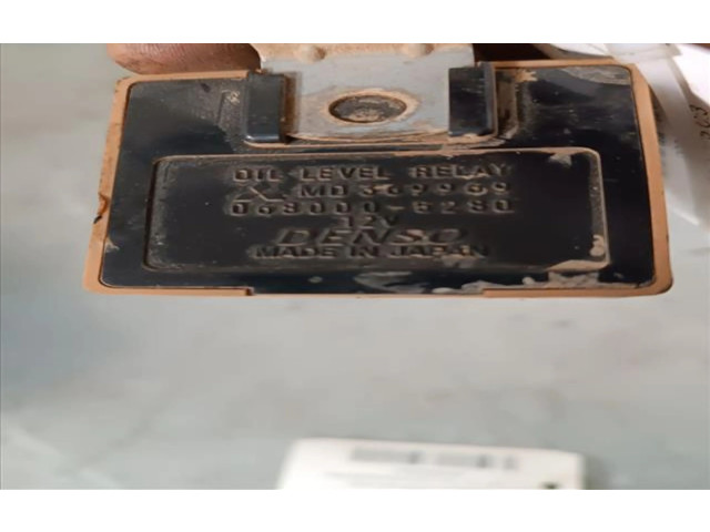 Pojistková skříňka MD369969 Mitsubishi Montero 1999