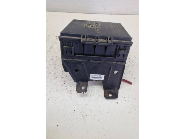 Pojistková skříňka Chrysler Pacifica 2004