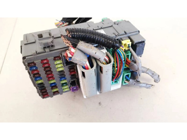   Pojistková skříňka 52535le   Honda Civic 2009