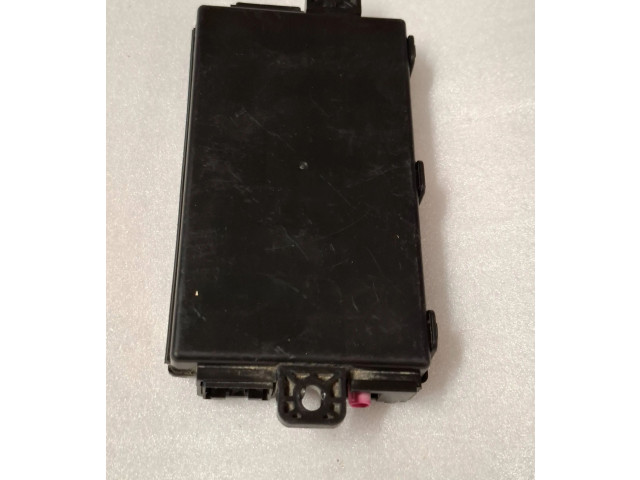 Блок управления 68315972AB, 40821703   Dodge Challenger