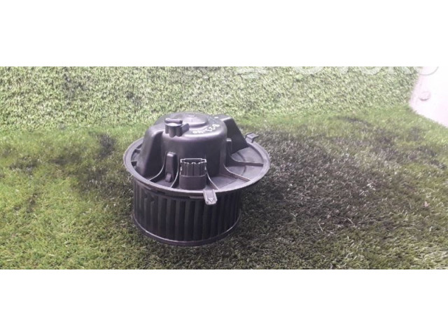 Вентилятор печки    1k2819015a   Audi A3 S3 8P