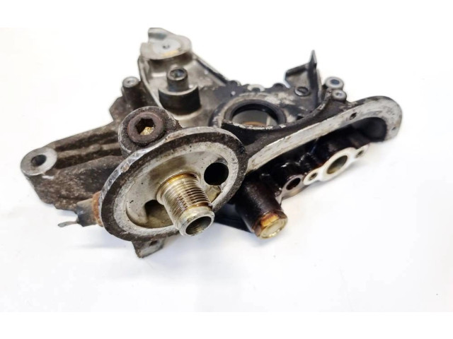 Масляный насос     Mitsubishi Carisma 