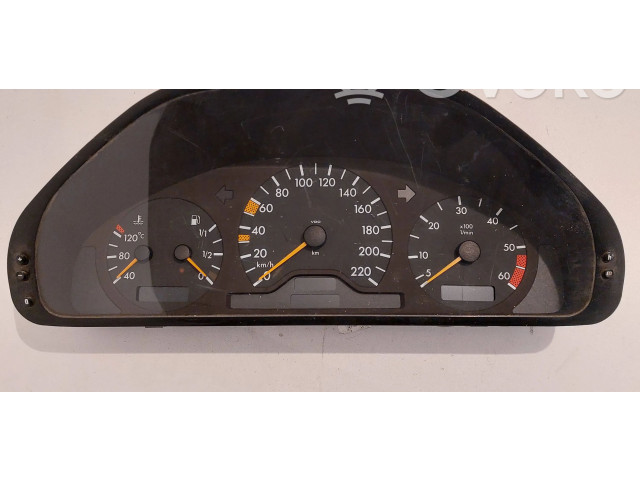 Přístrojová deska Mercedes-Benz C W202 1997 2025402148, 84570208