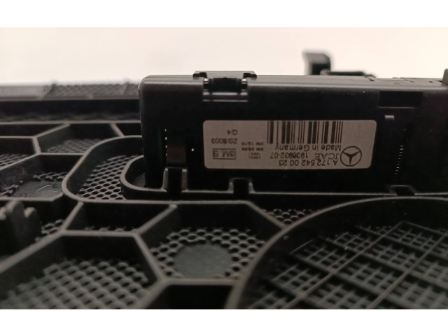 Přístrojová deska Mercedes-Benz C W204 2011 A1725420023, 193693207