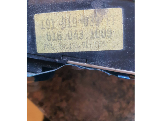 Панель приборов 191919033ff, 6160431009 Volkswagen Golf II