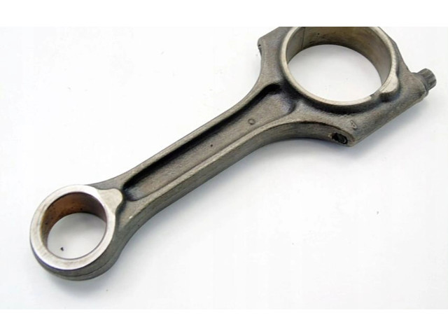  Поршень с шатуном  D5204T2KOR  Volvo V60  