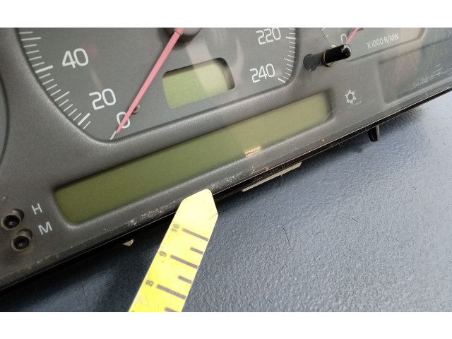 Панель приборов 9472523, 9472523   Volvo S70  V70  V70 XC       