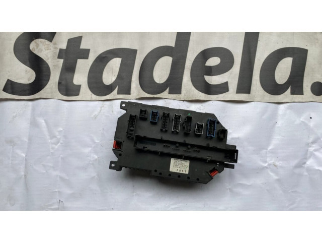 Блок предохранителей A2215403150, 2215403150   Mercedes-Benz S W221    