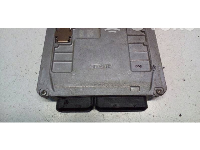 Блок управления двигателя 03D906032F Skoda Fabia Mk1 (6Y)