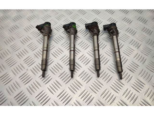 Комплект форсунок 04L130277AC, 0445110469 Skoda Octavia Mk3 (5E) CLHA