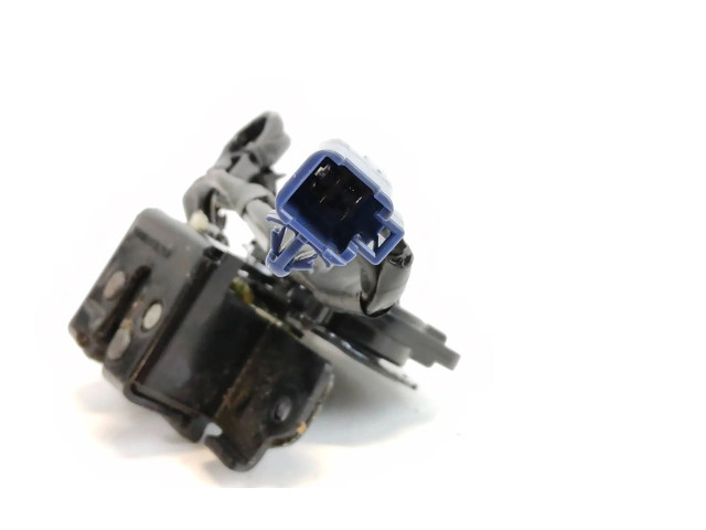 Zámek zadních dveří    Lexus CT 200H 2011