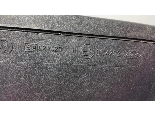 Zpětné zrcátko pravé Ford Focus 2006 E9014292, E9024292