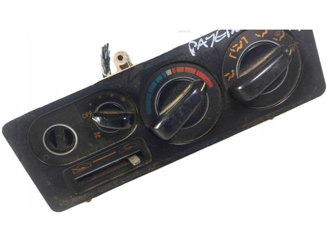 Блок управления климат-контролем Mitsubishi Pajero