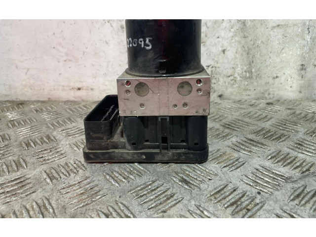 Блок АБС 1K0614517AE   Skoda  Octavia Mk2 (1Z)  2004 - 2013 года