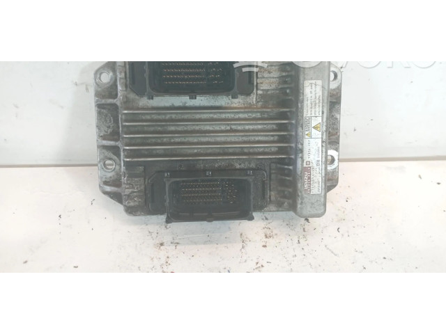 Блок управления двигателем Блок управления 8973763830 Opel Combo C