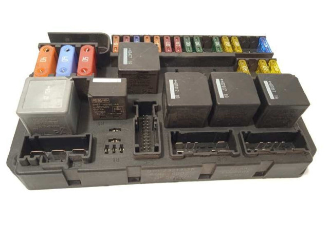 Pojistková skříňka Řídící jednotka BSM YQE500370 Land Rover Range Rover Sport L320 2007