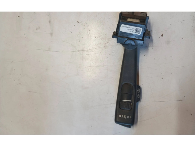 Ручка стеклоочистителей 31264168, 090029BACH   Volvo V70