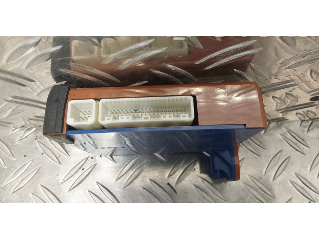 Блок управления климат-контролем 8865053073 Lexus IS 220D-250-350