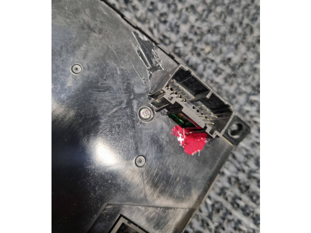 Блок управления климат-контролем 30782535, 07W21T1   Volvo V50