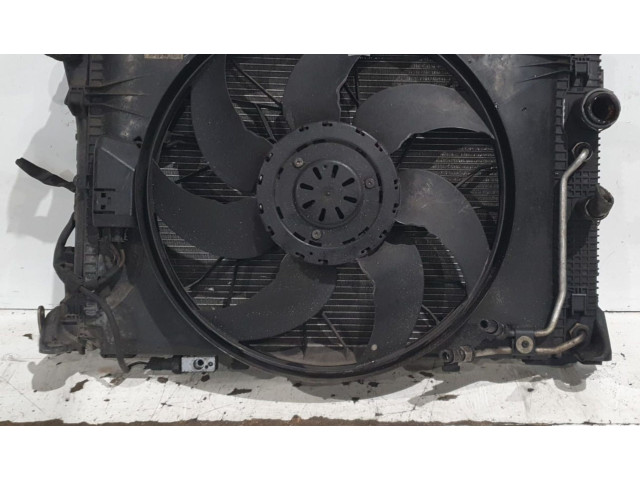 Vstřikovací lišta Mercedes-Benz C W204