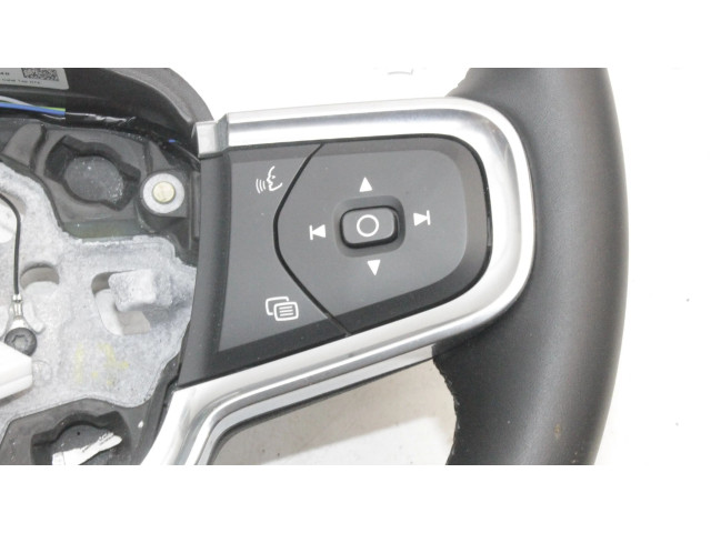 Руль Volvo XC40 - года 32366938