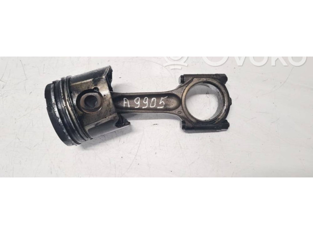  Поршень с шатуном    Peugeot 406  