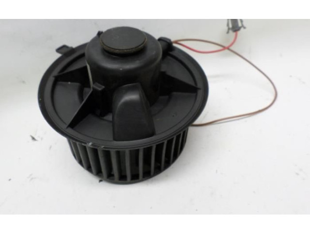 Вентилятор печки    1307091, 6N1819021   Seat Inca (6k)