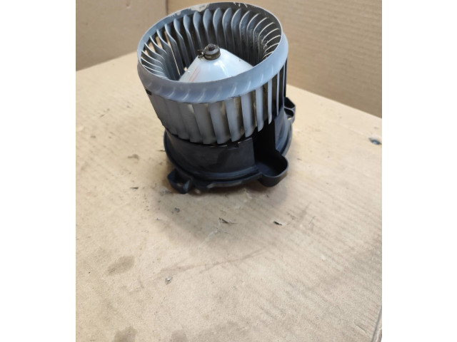 Вентилятор печки MF016070, 1736006902 Mitsubishi Colt