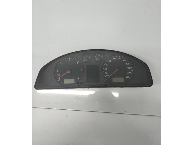 Přístrojová deska Volkswagen Transporter - Caravelle T5 2005 7H0920871B, 02060522903