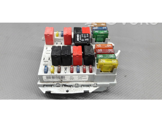 Блок предохранителей 51739425 Fiat Idea
