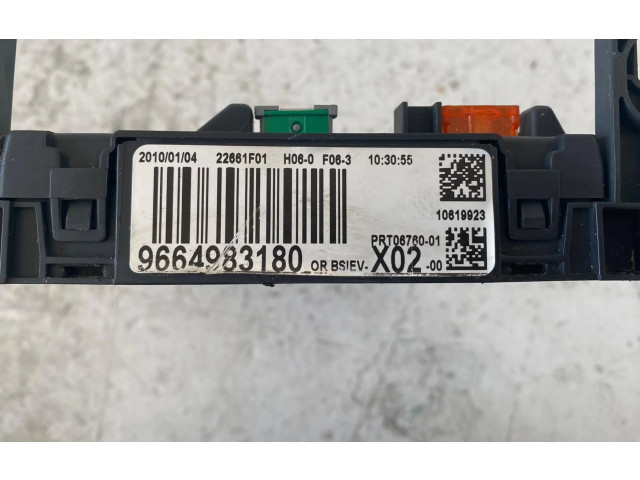 Блок комфорта 10619923, 8HR   Citroen C3   