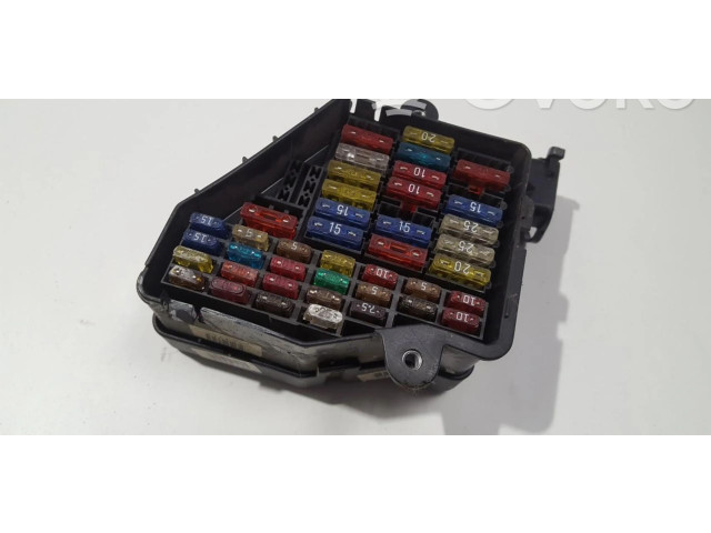 Блок предохранителей 1J0970096A, 1J1970006A Volkswagen Golf IV