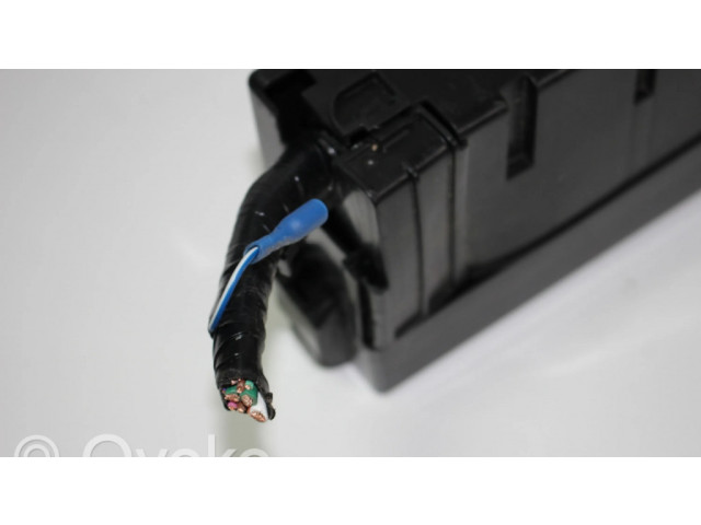 Блок предохранителей 24381JA70A   Infiniti M Y51    