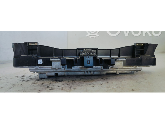 Панель приборов 5E3920770B Skoda Octavia Mk4