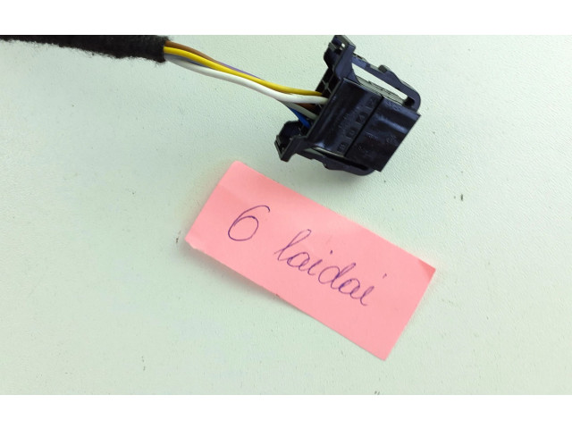 Зеркало электрическое        Skoda Fabia Mk3 (NJ)  2015 - 2021 года   