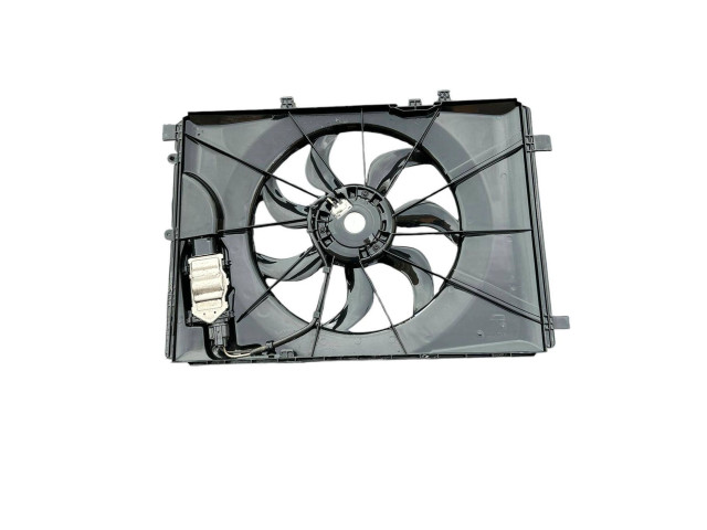 Вентилятор радиатора A2465000093 Mercedes-Benz A W176