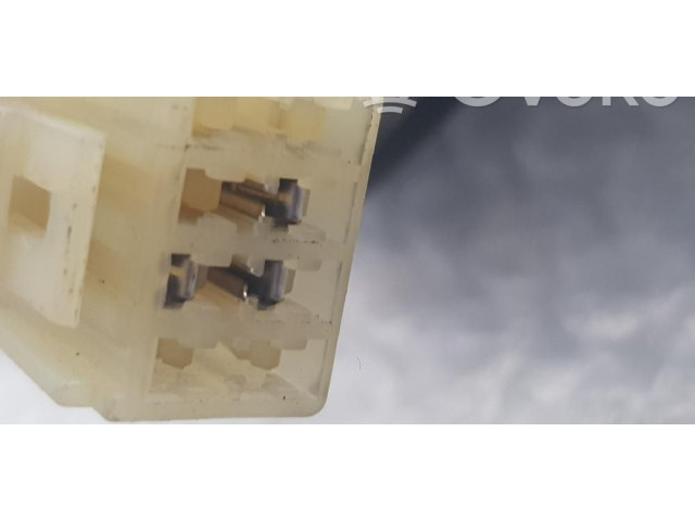 Зеркало электрическое        Suzuki Ignis   -  года   