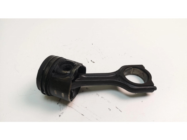 Píst Ford Focus pro naftový motor 1.6