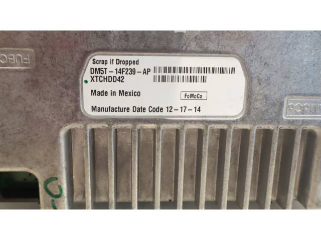 Дисплей       Ford Focus