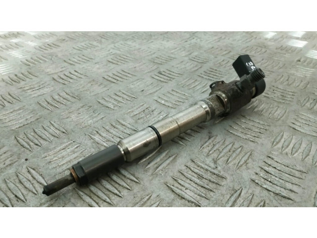 Vstřikovač 03L130277B Volkswagen PASSAT B7 pro naftový motor 1.6