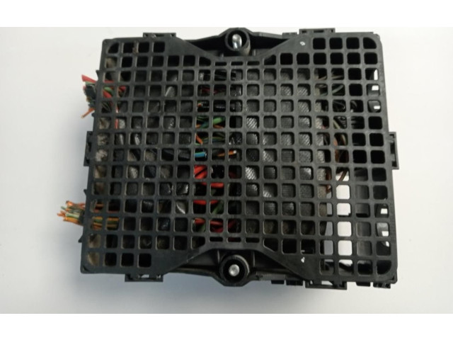 Блок предохранителей C5FG2570E   Ford Transit -  Tourneo Connect    