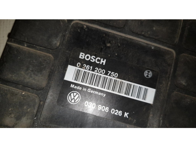Блок управления двигателя 0261200750, 030906026K Volkswagen Golf III
