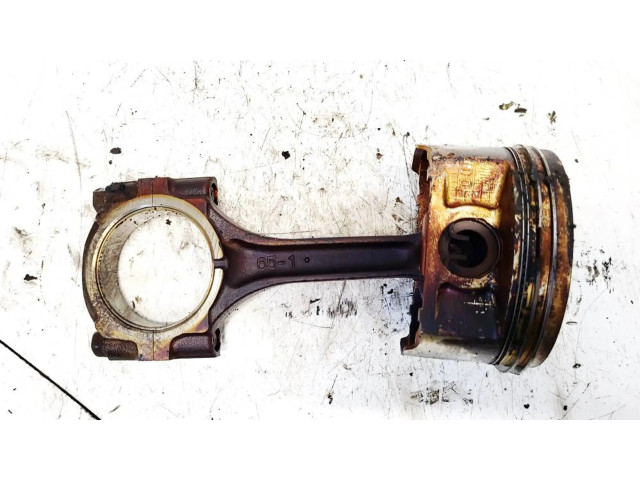 Píst Subaru B9 Tribeca pro benzínový motor 3.0