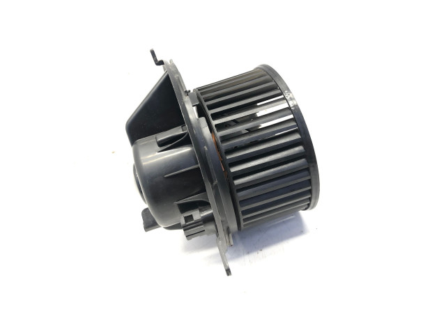 Вентилятор печки 2002221, 122021 Volkswagen Caddy